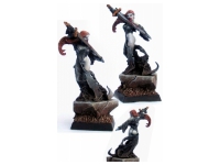 Vampires: Leonora
